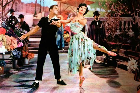 An American in Paris - a Technicolor Rhapsody of Love and Artistic Passion!